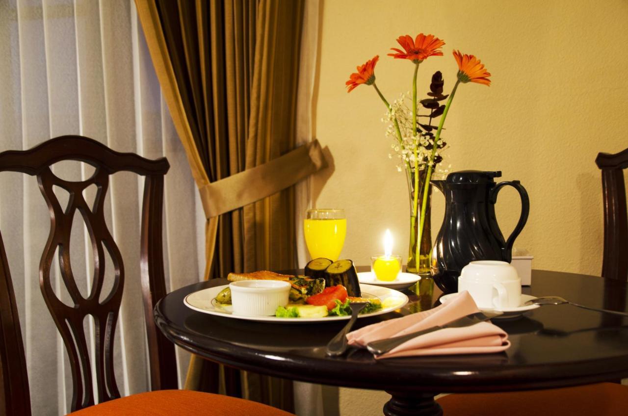 Hotel Royal Palace Guatemala City Exteriör bild
